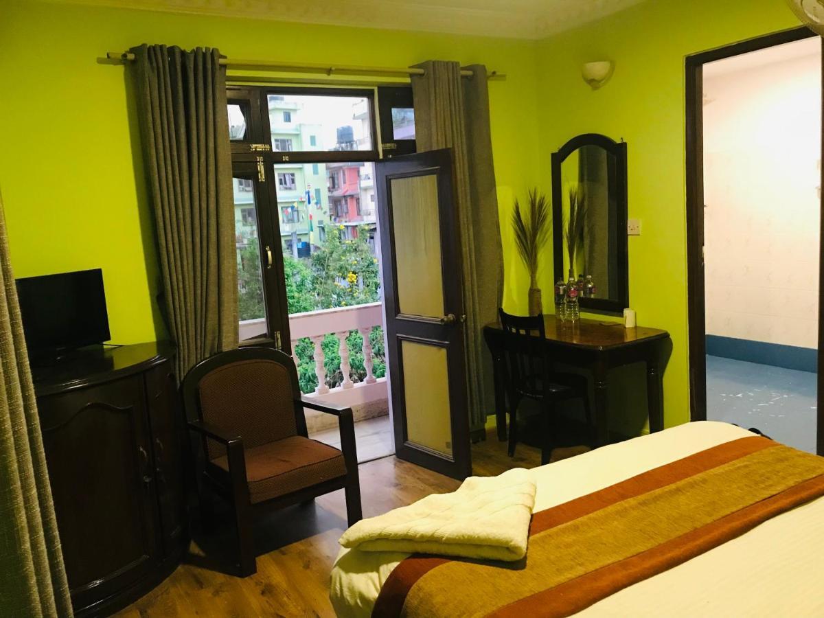Cloud 9 Garden Hotel Kathmandu Exterior photo