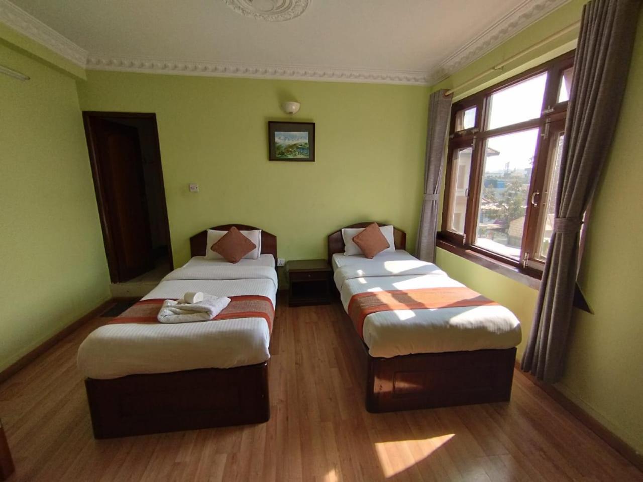 Cloud 9 Garden Hotel Kathmandu Exterior photo