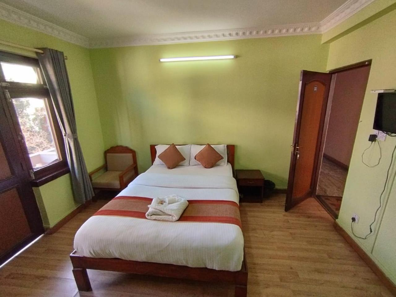 Cloud 9 Garden Hotel Kathmandu Exterior photo