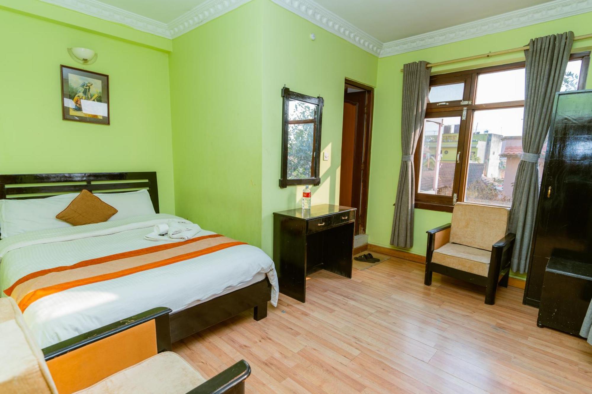 Cloud 9 Garden Hotel Kathmandu Exterior photo