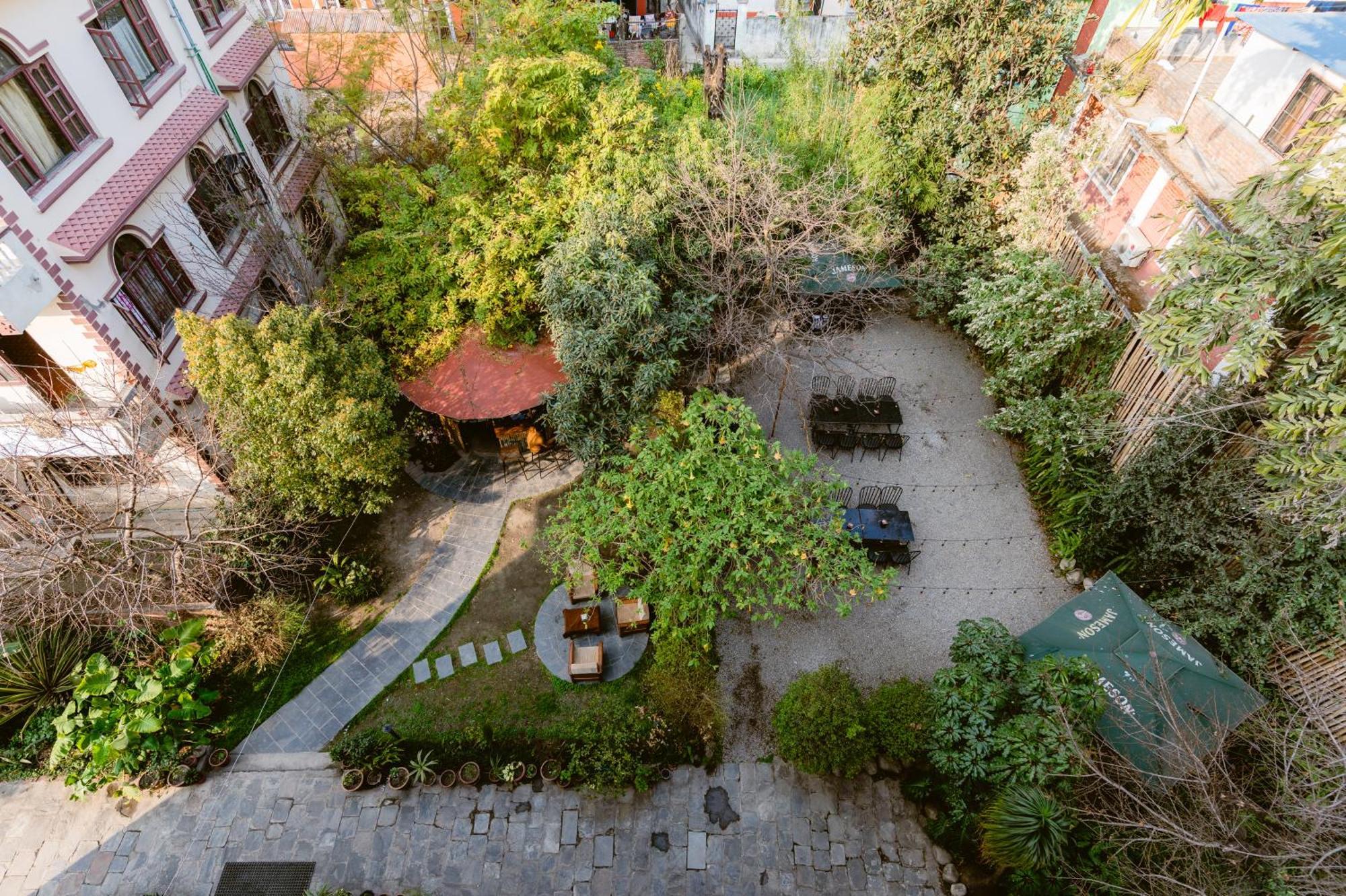 Cloud 9 Garden Hotel Kathmandu Exterior photo
